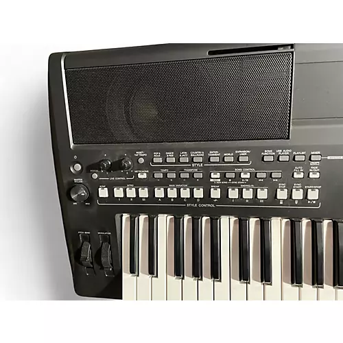 Used Yamaha SX-600 Arranger Keyboard