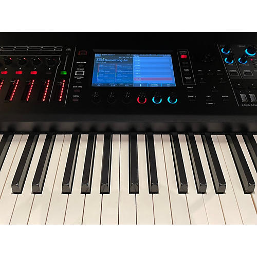 Used Roland Fantom 8 Keyboard Workstation