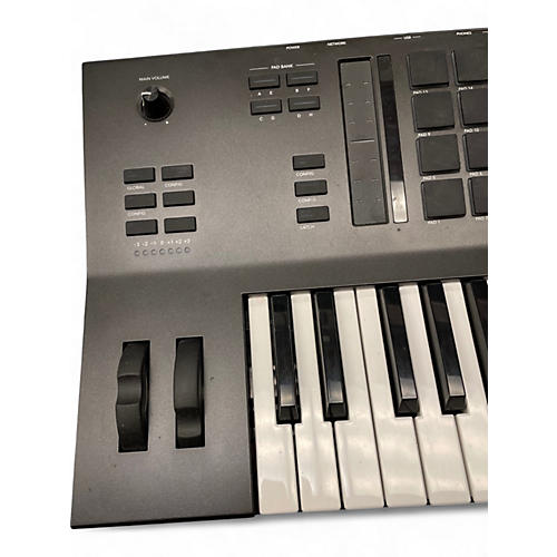 Used Akai Professional MPC Key 61 Keyboard Workstation