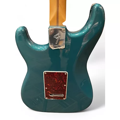 Used Fender Modern Player Stratocaster HSS Daphne Blue Solid Body Electric Guitar Daphne Blue