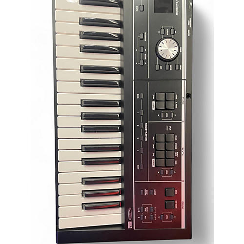 Used Roland vr-09 Portable Keyboard