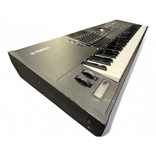 Used Yamaha Motif XF8 88 Key Keyboard Workstation