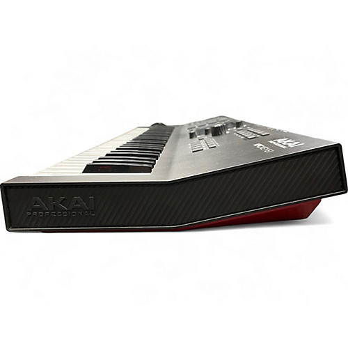 Used Akai Professional MPC KEY 61 Production Controller
