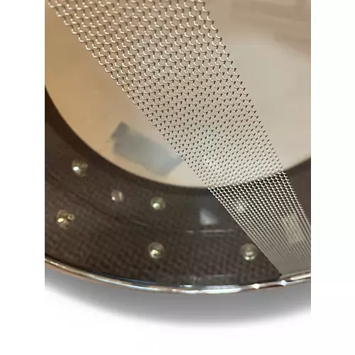 Used Yamaha 14in concert series snare Black Drum Black 33