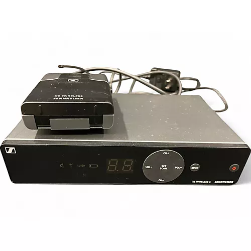 Used Sennheiser XSW 1 WIRELESS INSTRUMENT SYSTEM Instrument Wireless System