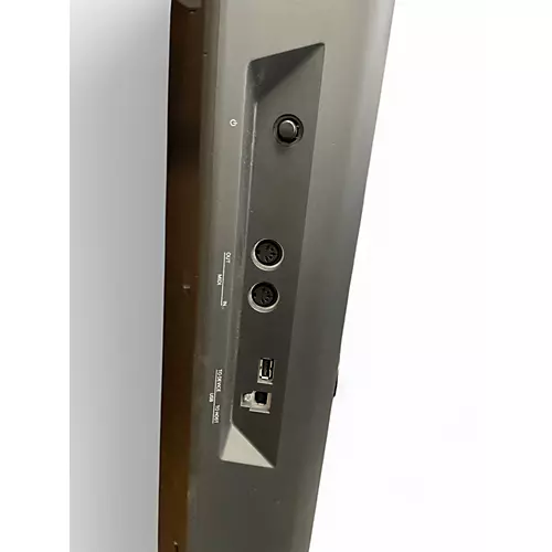 Used Yamaha MX88BK Synthesizer