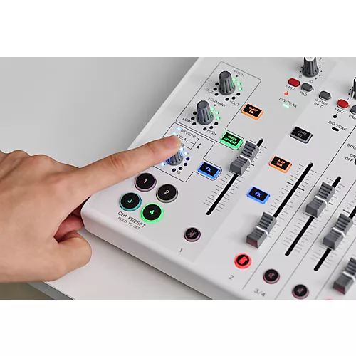 Yamaha AG08 8-Channel Mixer/USB Interface for Mac/PC Black