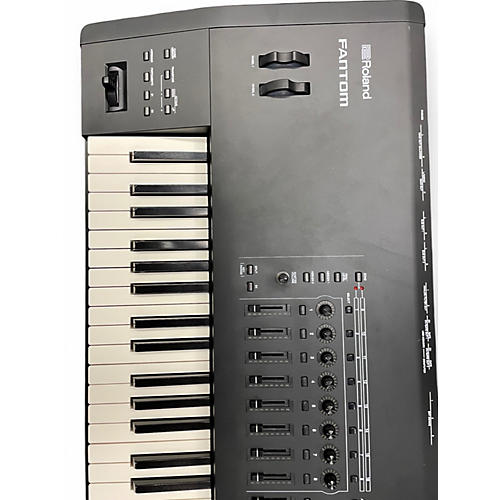 Used Roland Fantom 8 Keyboard Workstation