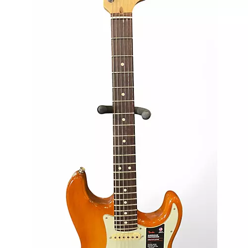 Used 2022 Fender AMERICAN PERFORMER STRATOCASTER Honey Burst Solid Body Electric Guitar Honey Burst