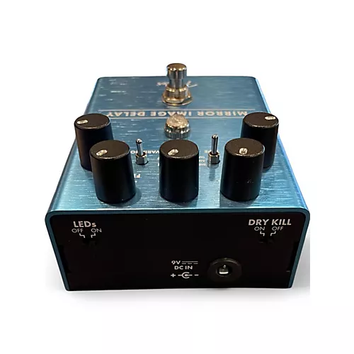 Used Fender mirror image delay Effect Pedal