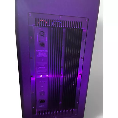 Used Mackie SR1530Z Powered Speaker