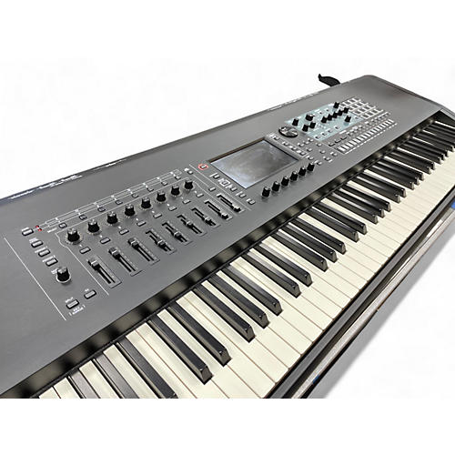 Used Roland Fantom 8 Keyboard Workstation