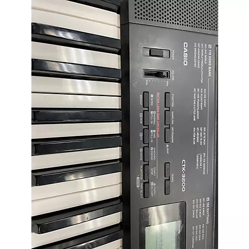 Used Casio CTK3200 61 Key Arranger Keyboard
