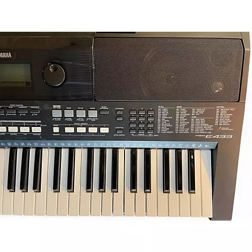 Used Yamaha PSRE433 61 Key Portable Keyboard