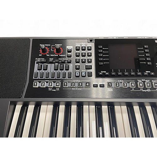 Used Roland E-A7 Arranger Keyboard