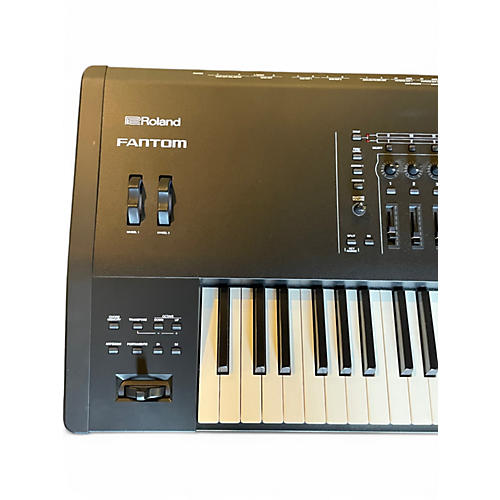 Used Roland Fantom 8 Keyboard Workstation