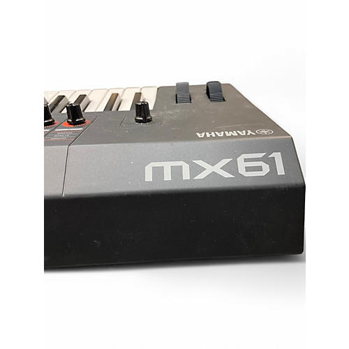 Used Yamaha MX61 61 Key Keyboard Workstation