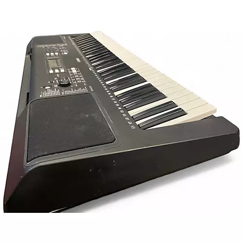 Used Yamaha PSRE363 61 Key Portable Keyboard