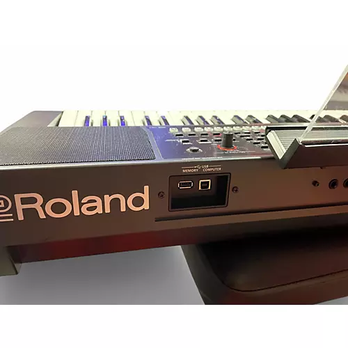 Used Roland E-A7 Arranger Keyboard