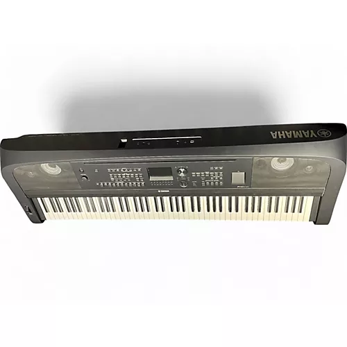 Used Yamaha DGX670 Arranger Keyboard