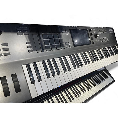 Used Akai Professional MPC Key 61 Keyboard Workstation