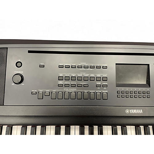 Used Yamaha DGX670 Keyboard Workstation