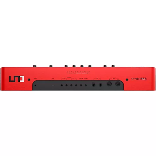 IK Multimedia UNO Synth Pro