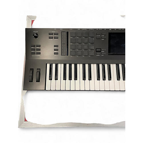 Used Akai Professional MPC Key 61 Keyboard Workstation