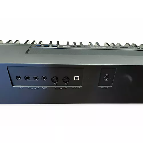 Used Yamaha P255 Digital Piano