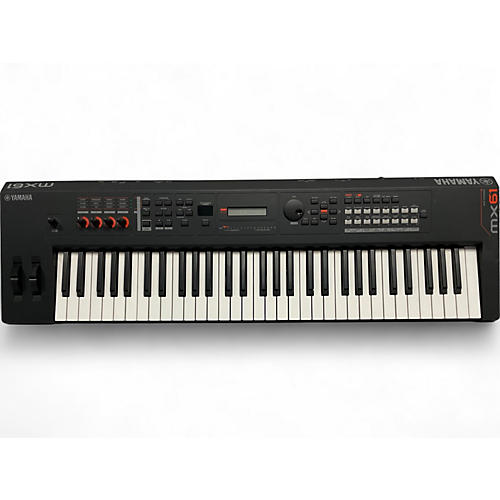Used Yamaha MX61 61 Key Keyboard Workstation