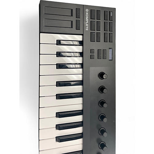 Used Native Instruments Komplete Kontrol M32 MIDI Controller