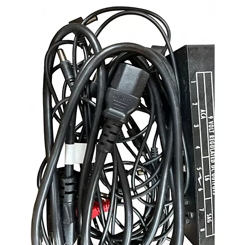 Used Voodoo Lab Pedal Power 2+ Power Supply