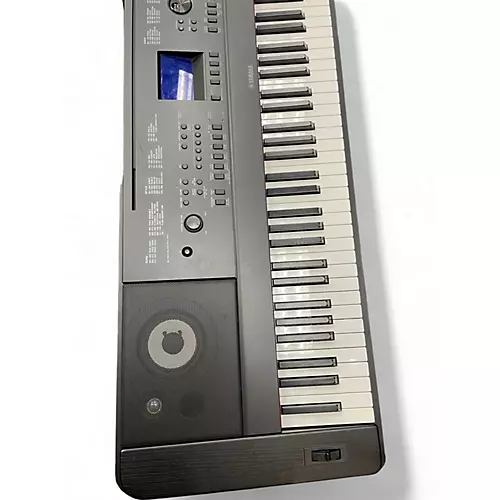 Used Yamaha DGX660 Portable Keyboard