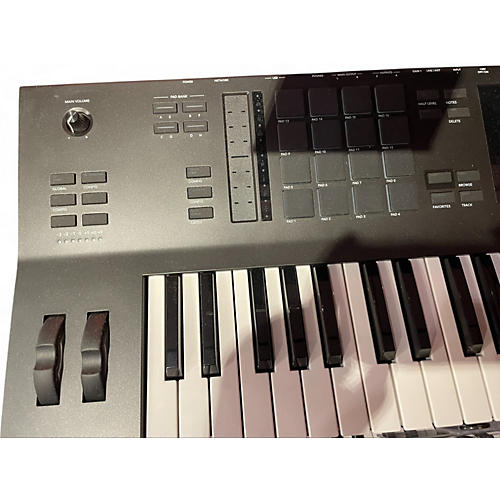 Used Akai Professional MPC Key 61 Keyboard Workstation