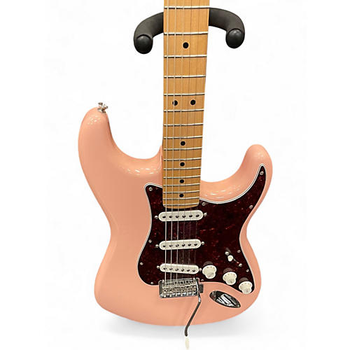 Used Fender LIMITED EDITION PLAYER STRATOCASTER Shell Pink Solid Body Electric Guitar Shell Pink