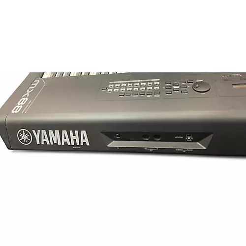 Used Yamaha MX88 Synthesizer