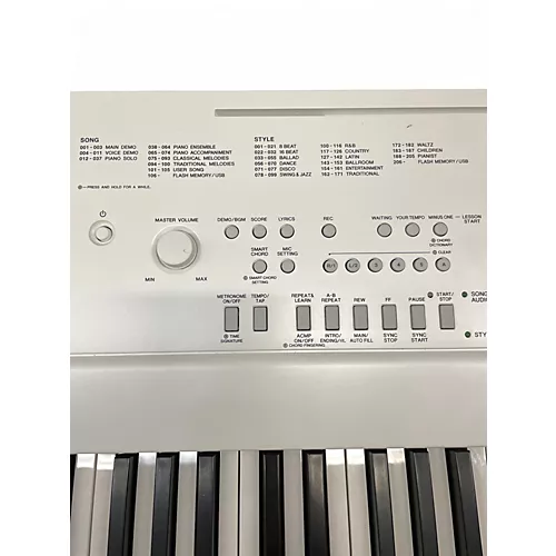 Used Yamaha DGX660-WH Digital Piano