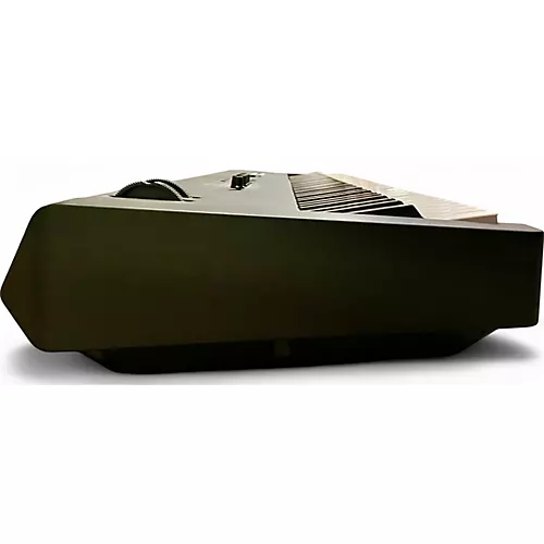 Used Yamaha MX88BK Synthesizer