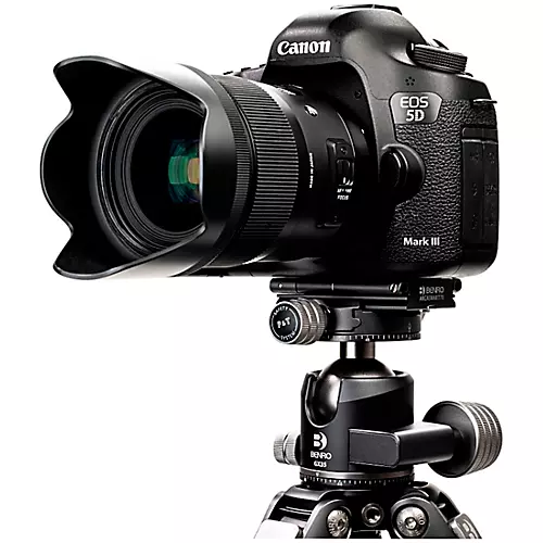 BENRO 70 mm Arca-Swiss Plate With Smartphone Adapter