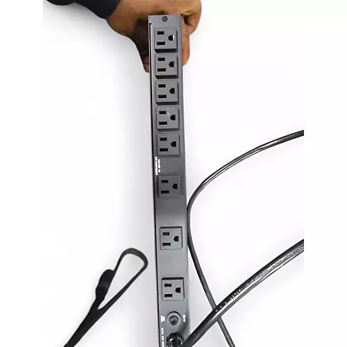 Used Furman m-8x2 Keyboard Amp