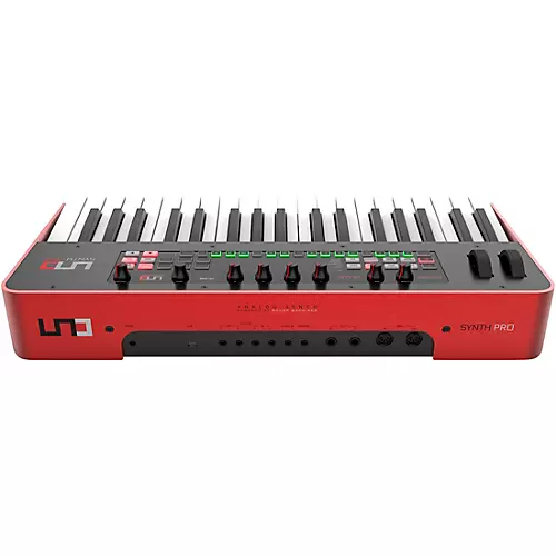 IK Multimedia UNO Synth Pro