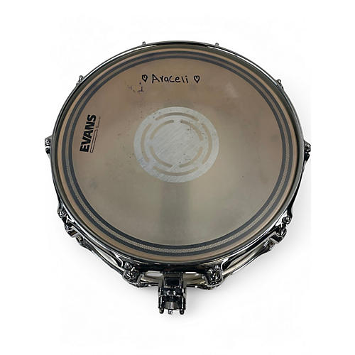 Used DW 5.5X14 Performance Series Snare white sparkle  Drum white sparkle  10