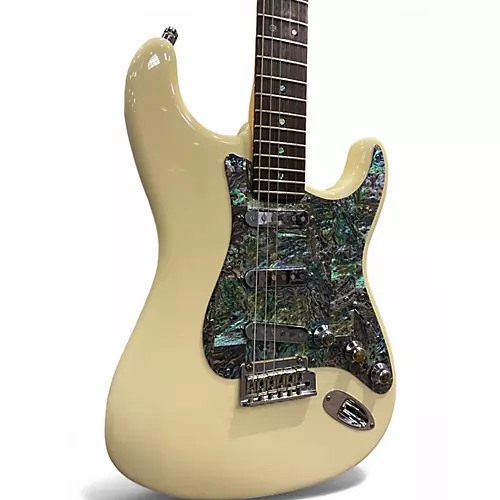 Used Fender AMERICAN STANDARD STRATOCASTER RW OWT Olympic White Solid Body Electric Guitar Olympic White