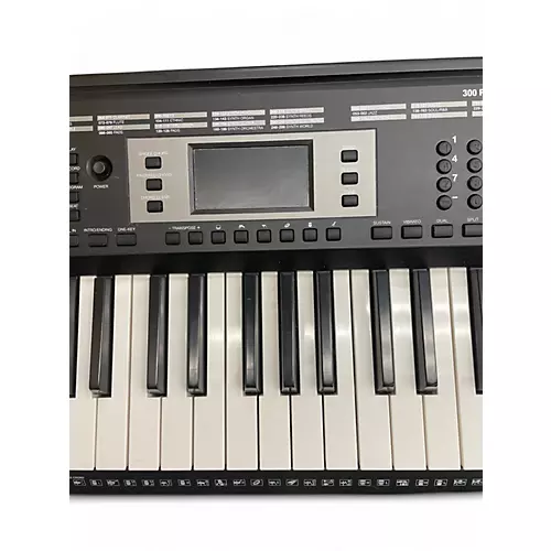 Used Alesis Harmony 61 Portable Keyboard