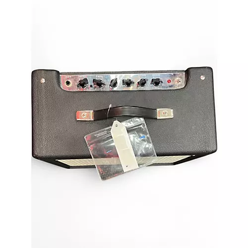 Used Fender Blues Junior 15W 1x12 Tube Guitar Combo Amp