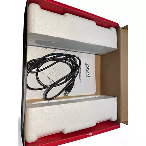 Used Akai Professional MPD218 MIDI Controller