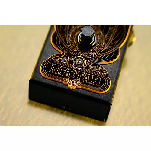 Beetronics FX Nectar Tone Sweetener Babee Series Overdrive & Fuzz Effects Pedal Black Anodized