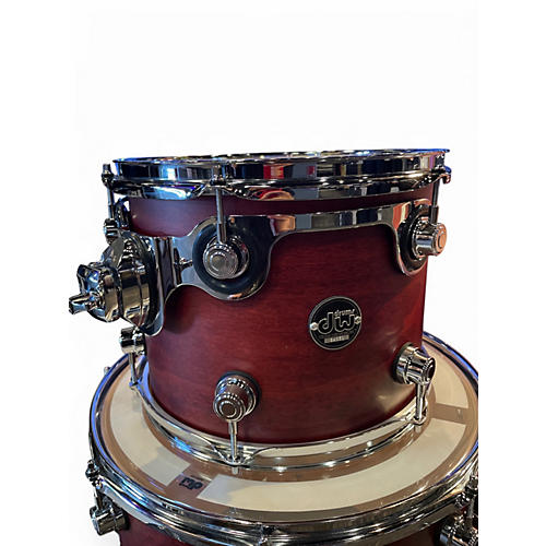 Used DW 4 Piece Performance Series Tobacco Stain Oil Drum Kit Tobacco Stain Oil