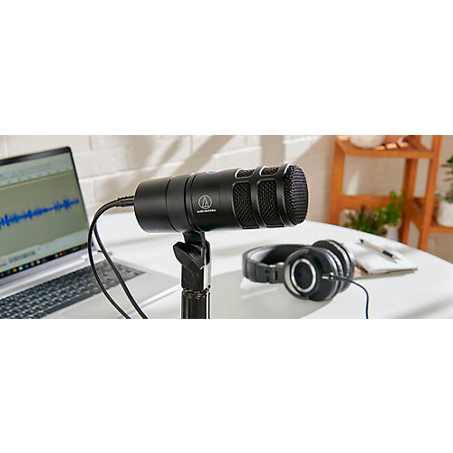 Audio-Technica AT2040USB Hypercardioid Dynamic USB Microphone Black