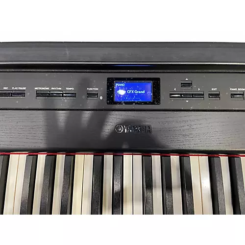 Used Yamaha p-515 Digital Piano